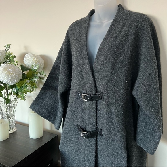 Michael Kors grey 100% wool buckle cardigan - Picture 2 of 11